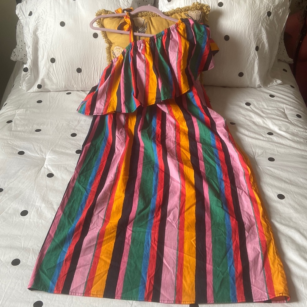 Who What Wear L EUC dress in rainbow stripes w/tie shoulder & ruffle shoulder
